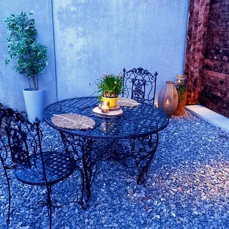 Lunic1926 Tatil Evi *